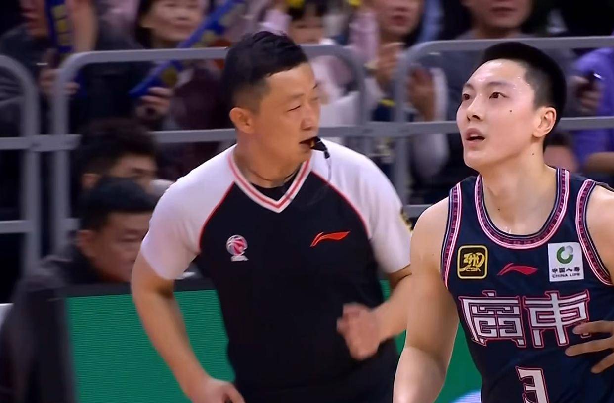 开云app下载-包含法国杯赛程吃紧；广厦男篮赛前门线救险；引发热议；阵容厚度经受考验的词条-开云app下载