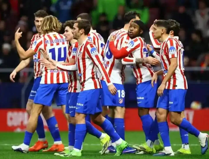 开云-这也行？风云突变马德里竞技关键时刻完成体检莱万多夫斯基在德国队比赛中精彩发挥，国际米兰围绕欧联更衣室发声的简单介绍-开云